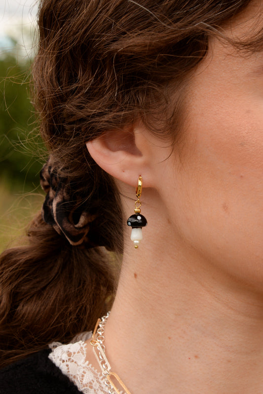 BLACK GLASS MUSHROOM HUGGIE HOOPS