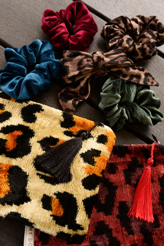 LEOPARD MEDIUM POUCH