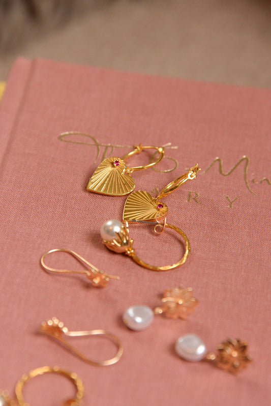 HEART EMBOSSED HOOP EARRINGS