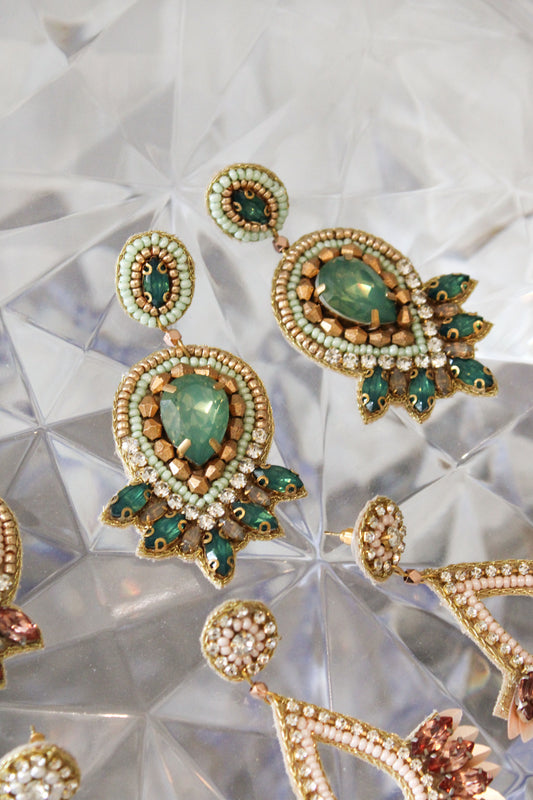 MINT GREEN ART DECO EARRING
