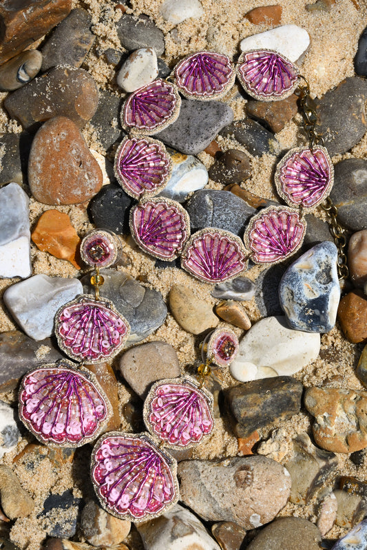 PINK BEADED SHELL BRACELET