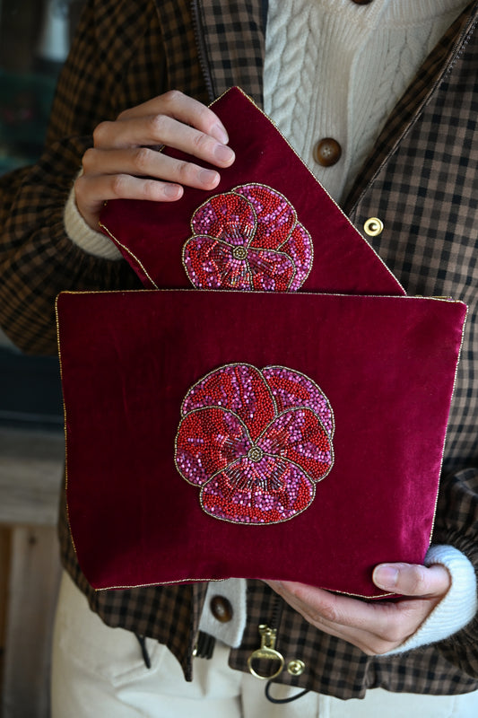 DARK PINK WINTER PANSY MEDIUM POUCH