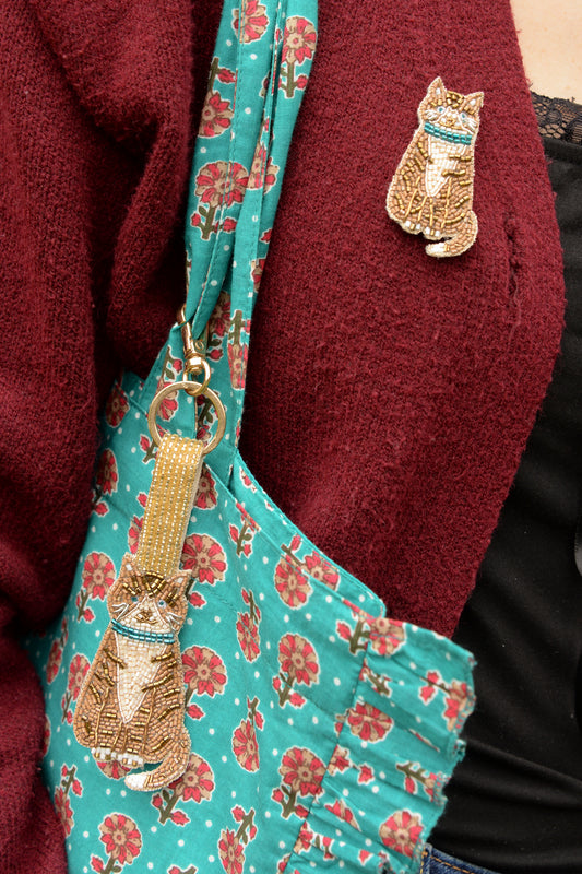 TABBY CAT WITH COLLAR KEYRING