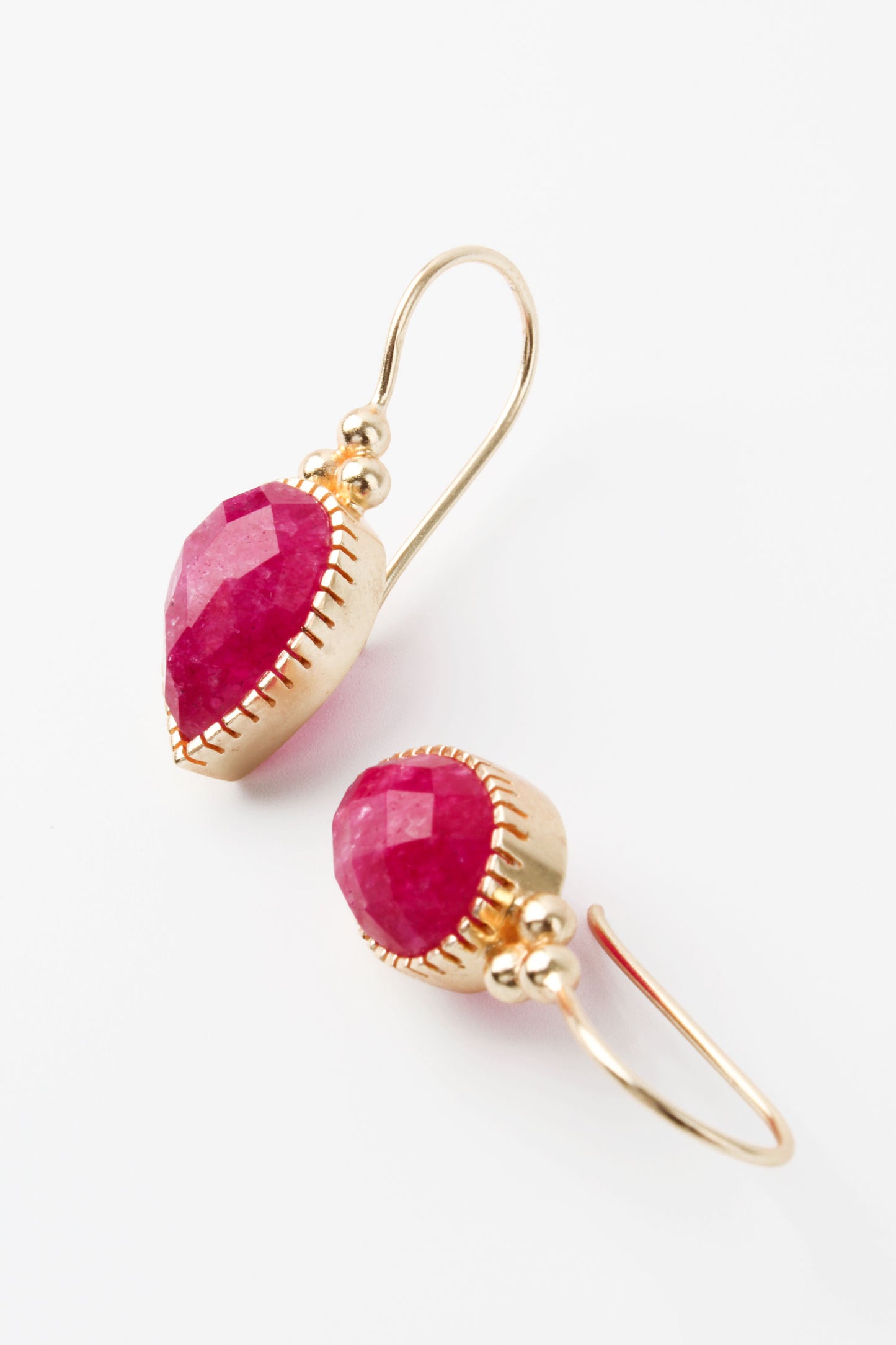 PINK QUARTZ DROP HOOK EARRINGS DOT OUTLINE