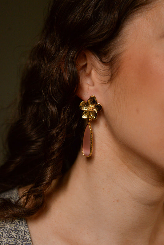 GOLD FLOWER AND PINK GLASS TEAR DROP EARRING