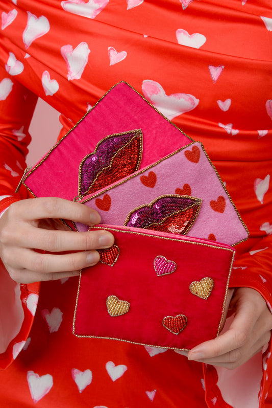 LIPS ON HEART PRINT SMALL POUCH