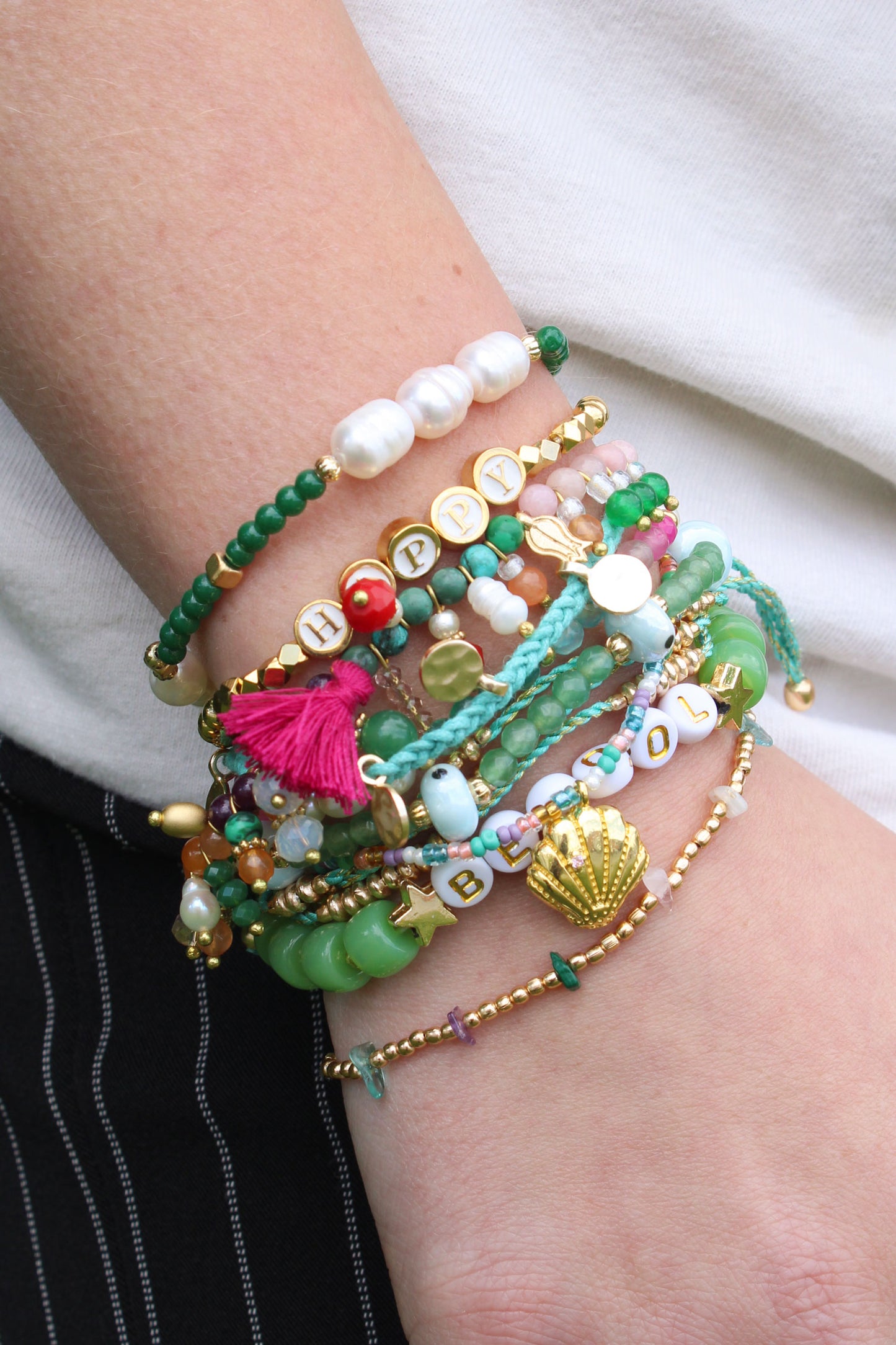 THE GREEN ONE: PACK OF 10 BRACELETS