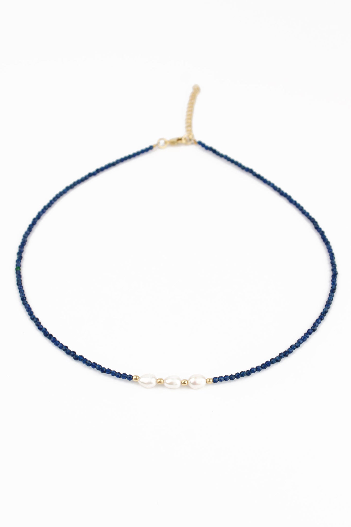 THREE PEARL BLUE NECKLACE