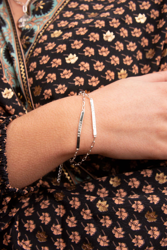 SILVER BE HAPPY BAR BRACELET (7896102338776)