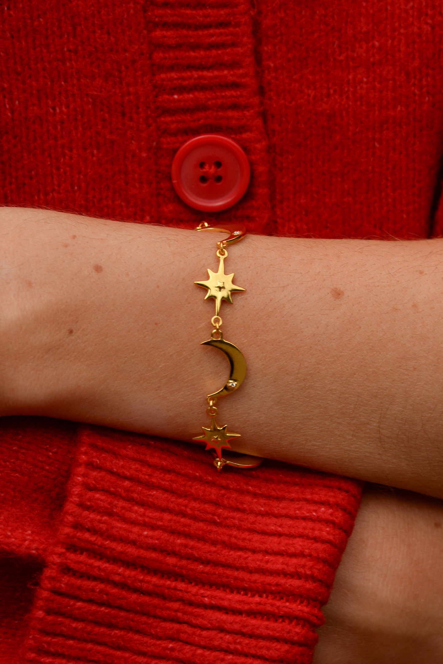 GOLD STAR & MOON CHARM BRACELET