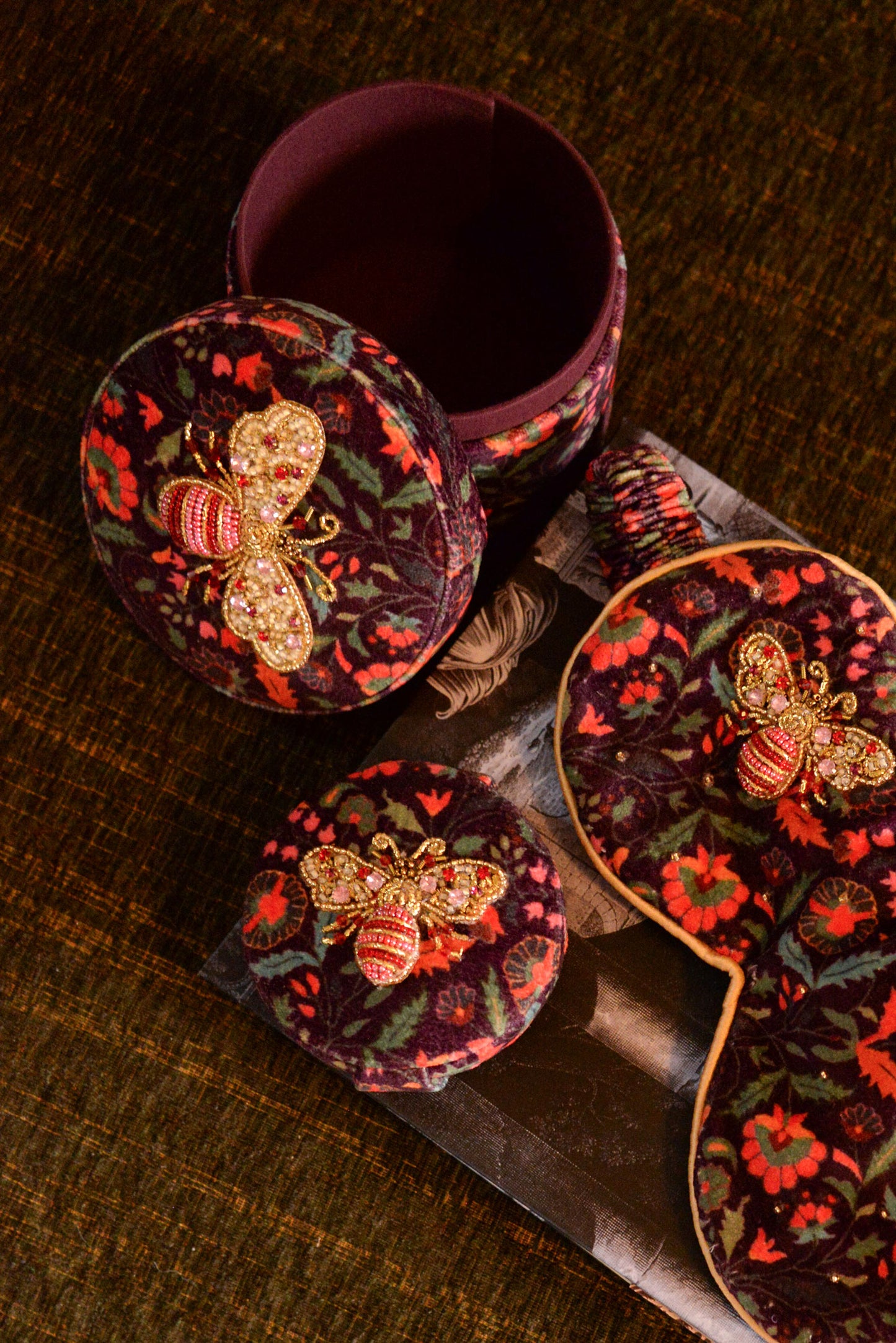 PINK & GOLD BEE PATTERNED VELVET BOX