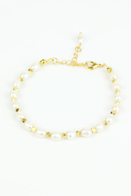 Pearl and gold bead bracelet (8011138433240)