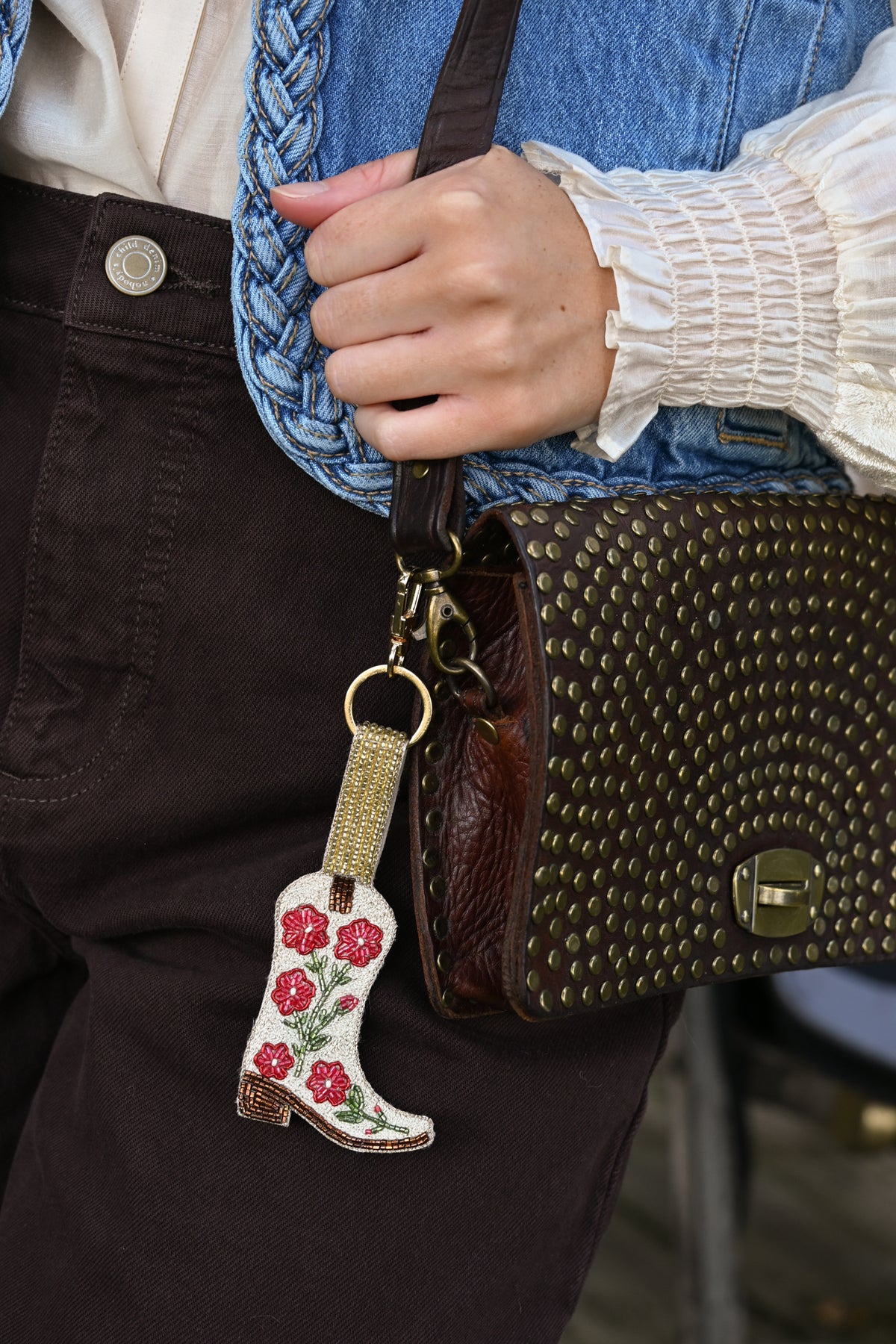 CREAM COWGIRL BOOT KEYRING