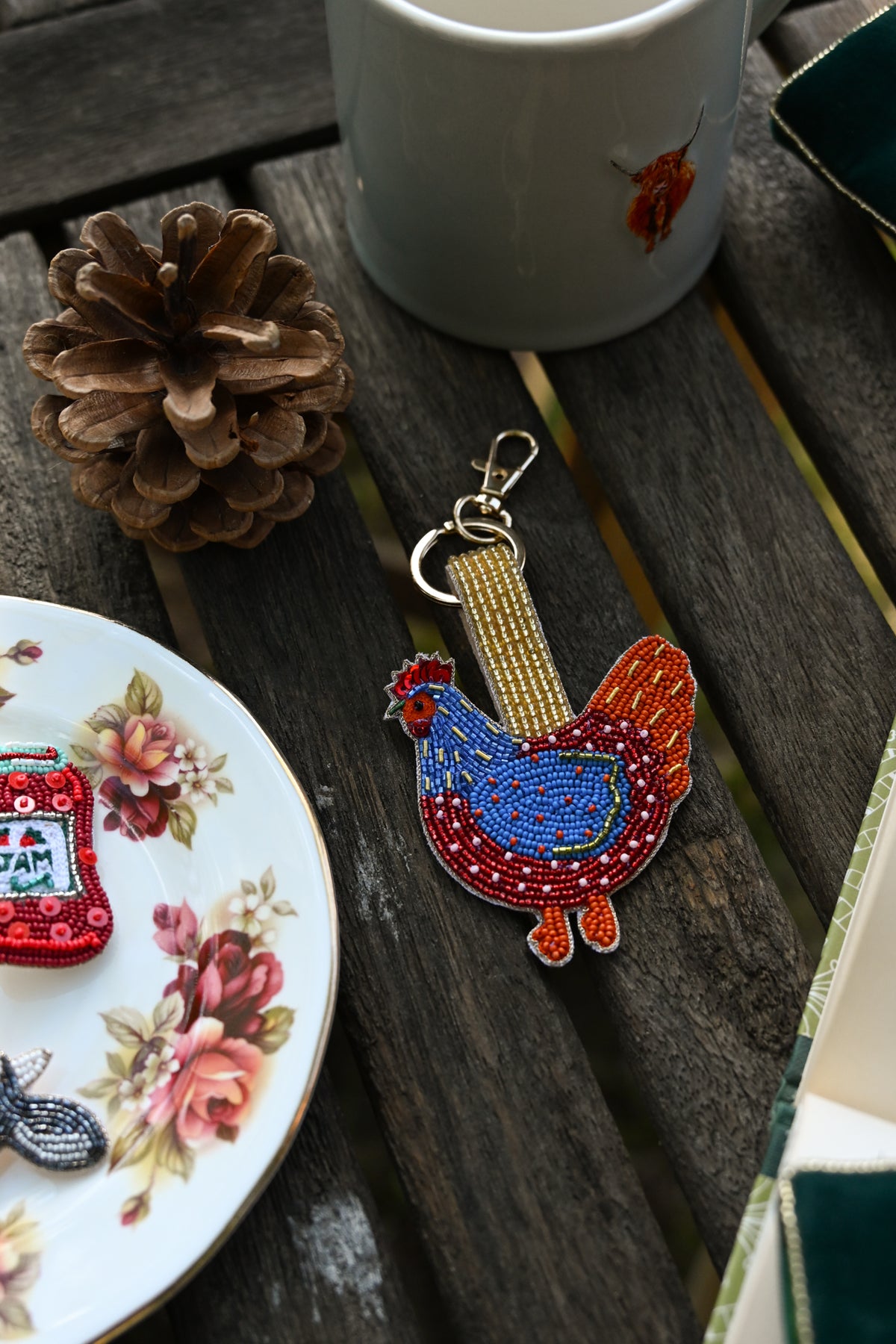 FOLK CHICKEN KEYRING
