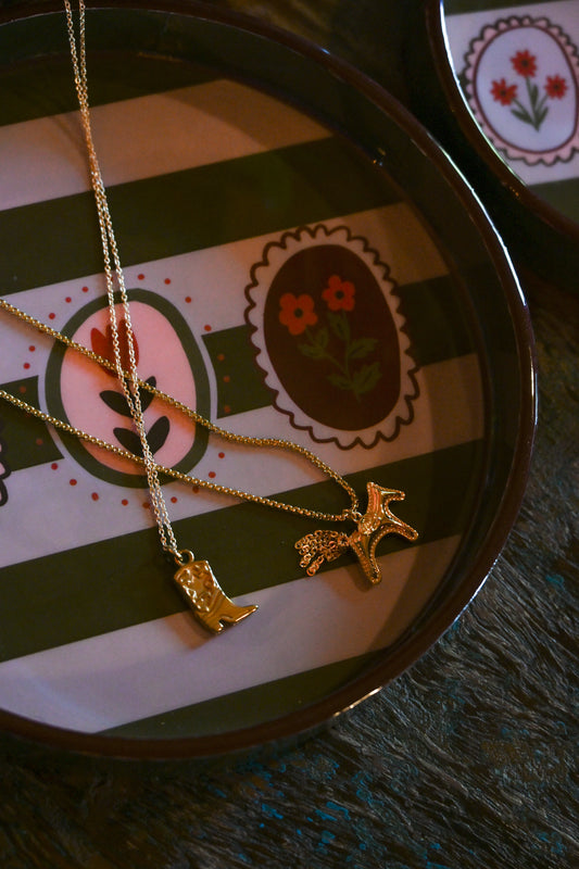 GOLD HORSE CHARM GOLD NECKLACE