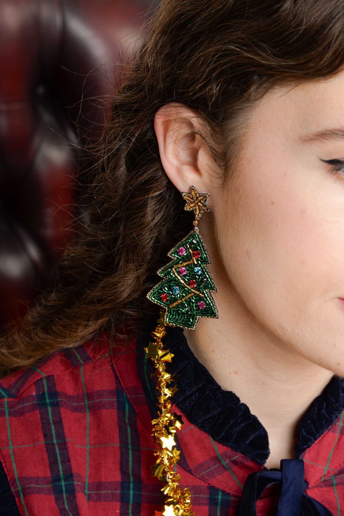 CHRISTMAS TREE EARRINGS WITH GOLD STARS