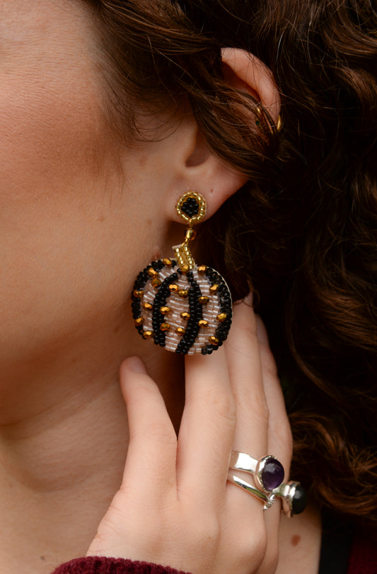 HALLOWEEN BLACK AND GOLD PUMPKIN BEADED EARRINGS