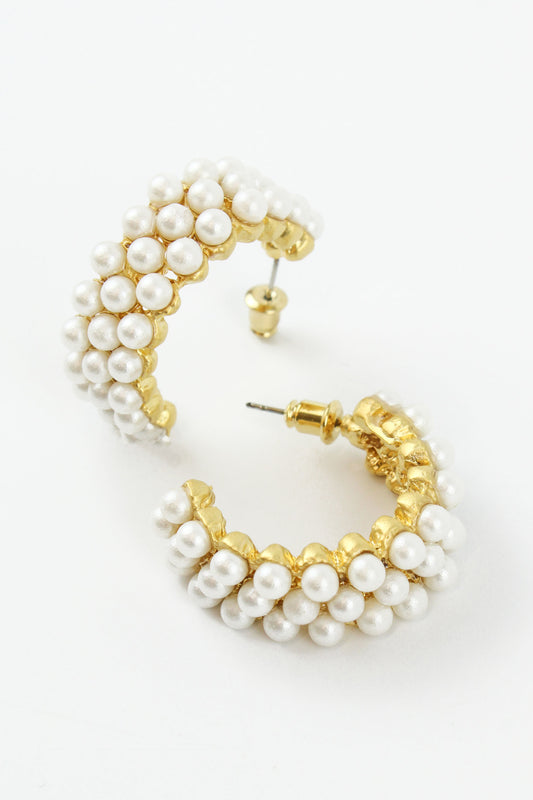 WIDE PEARL BEAD HOOP EARRINGS (7609654149336)
