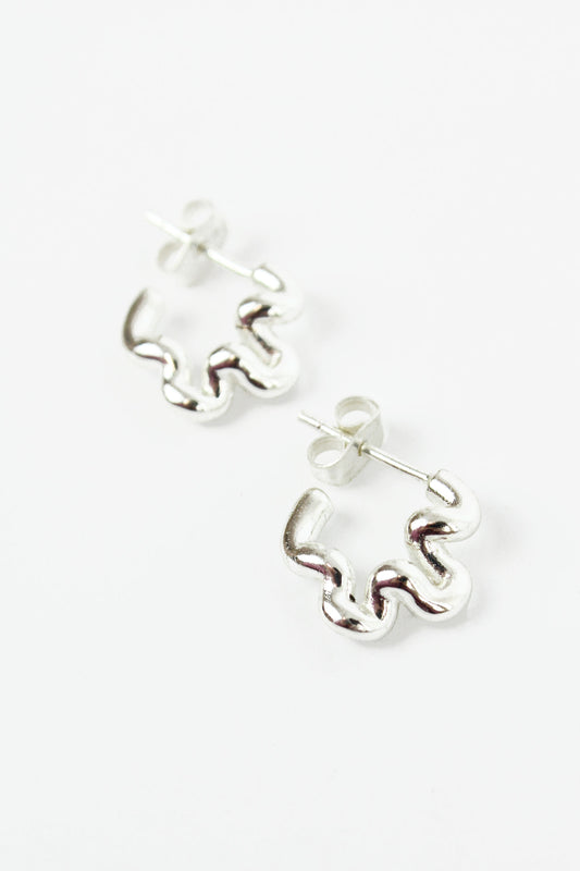 WIGGLE SILVER SMALL EARRINGS (8108090491096)