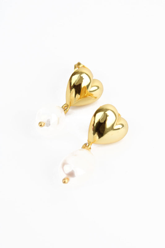 GOLD CHUNKY HEART STUDS WITH FRESH WATER PEARL DROP