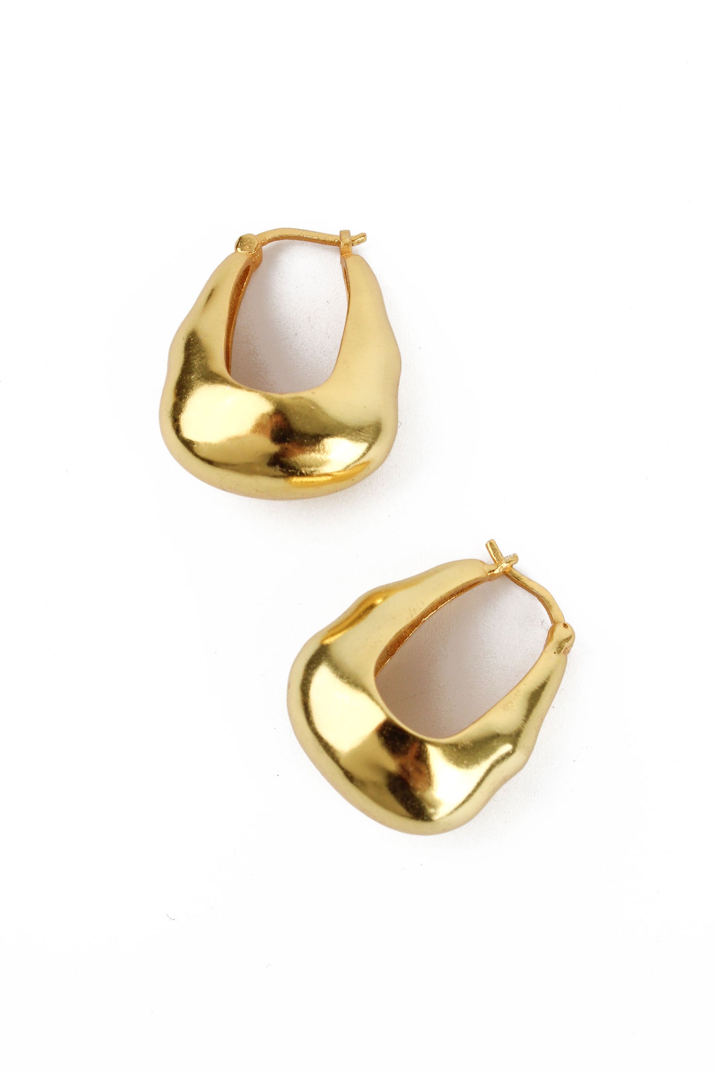 GOLD CHUNKY HOOPS