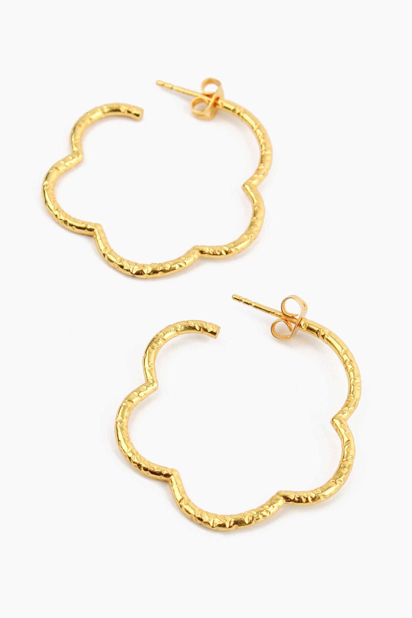 GOLD FLOWER HOOPS
