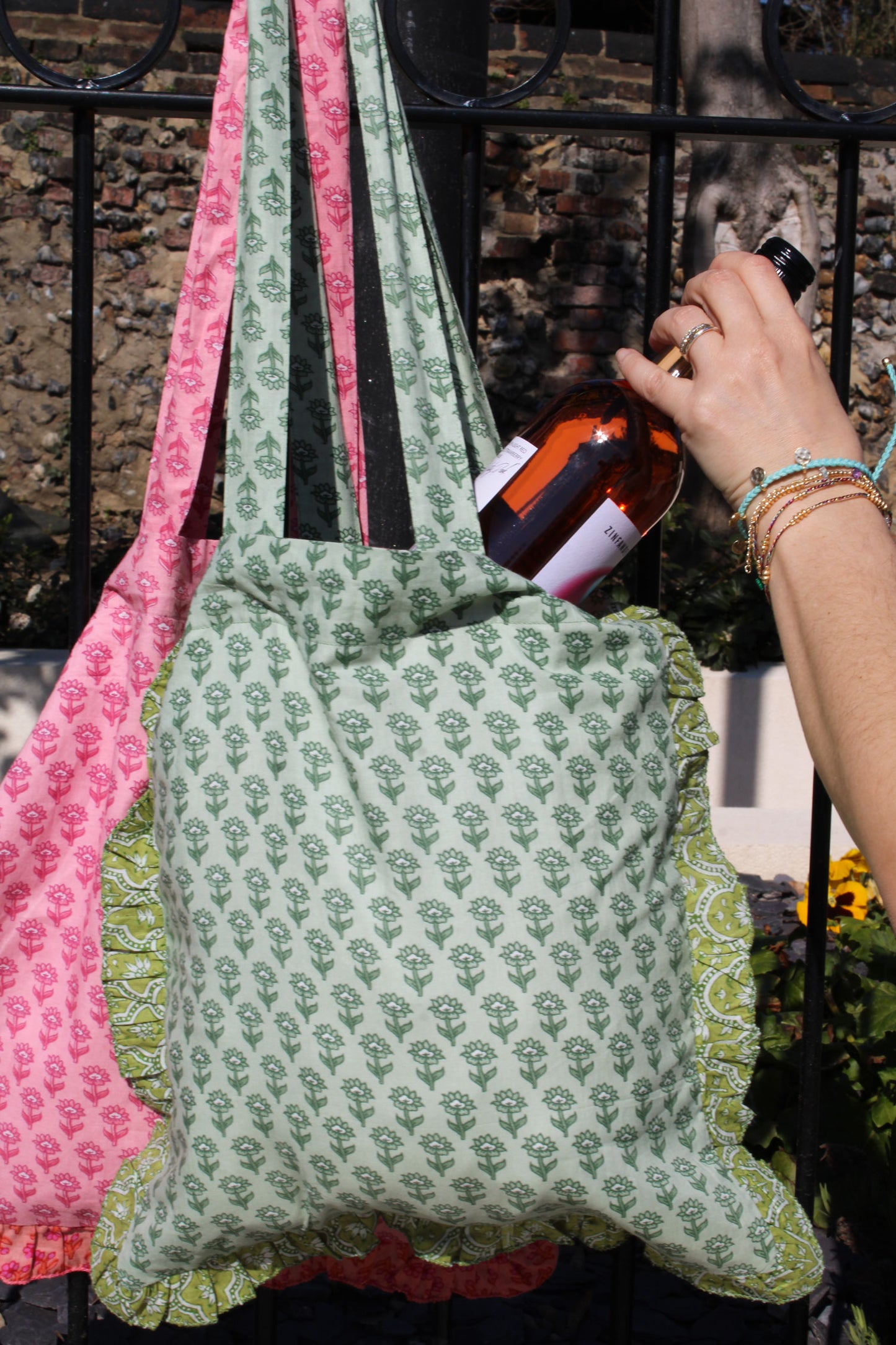 GREEN TOTE BAG WITH FRILL - PACK OF TWO