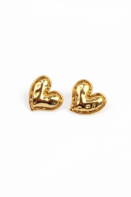 HEART STATEMENT GOLD STUDS