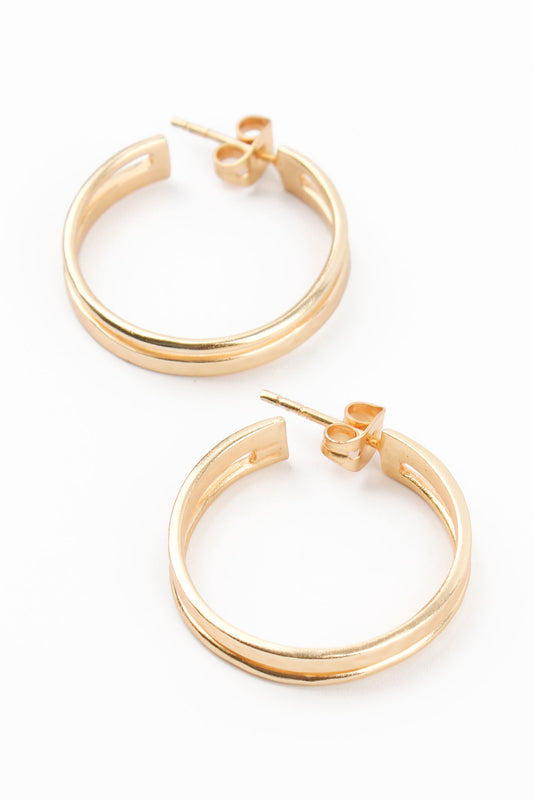 MEDIUM THICK AND THIN GOLD HOOP