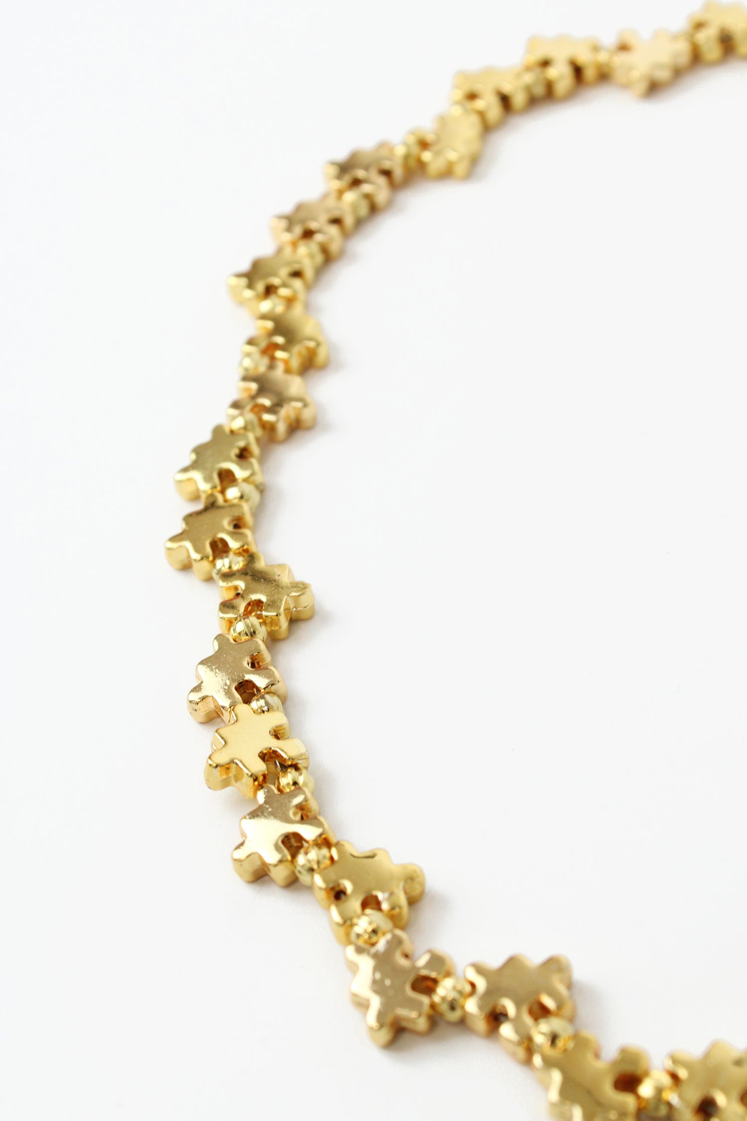 PUZZLE PIECES GOLD NECKLACE (7609661915352)