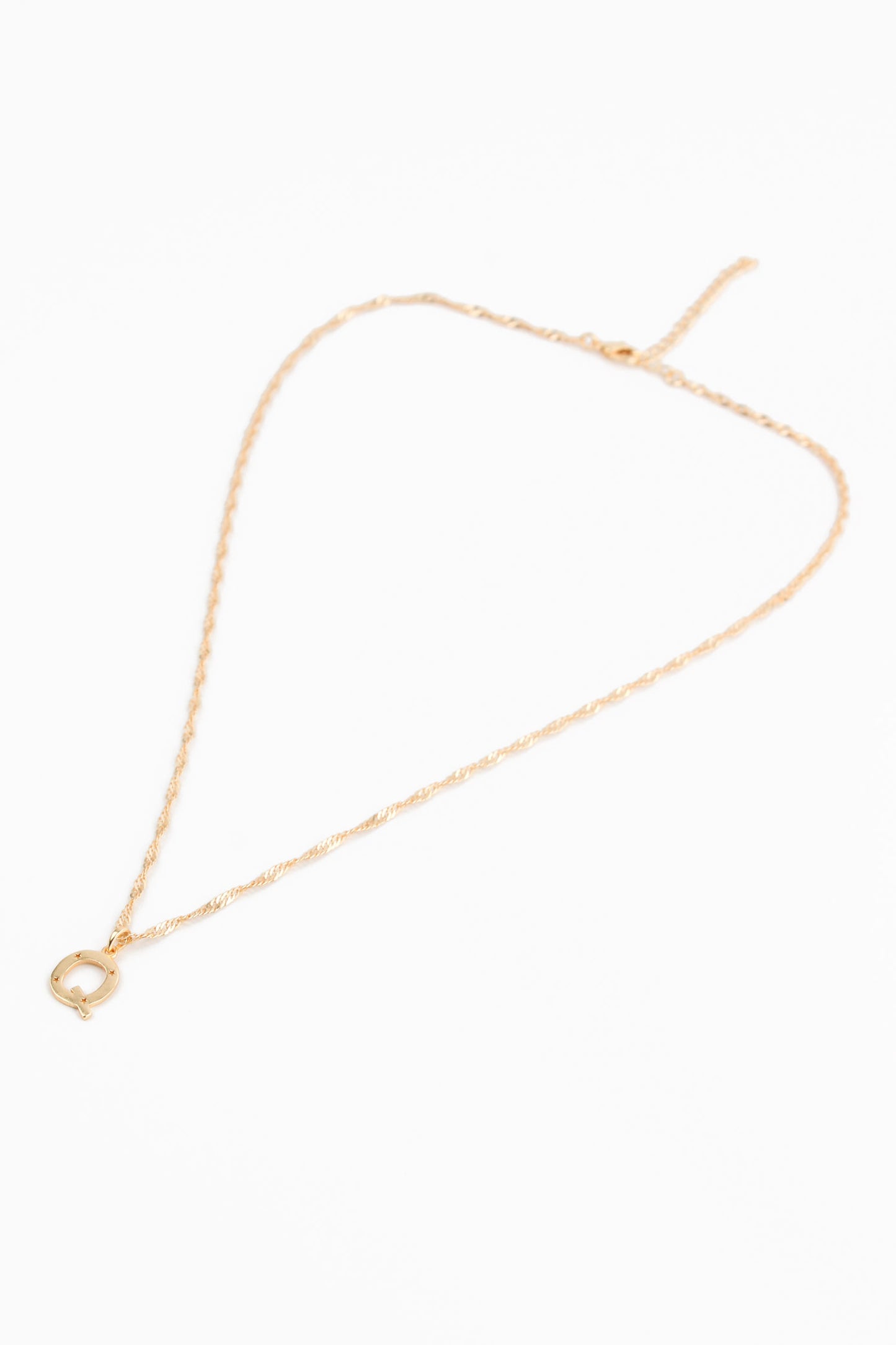 NECKLACE WITH Q CHARM GOLD PLATED