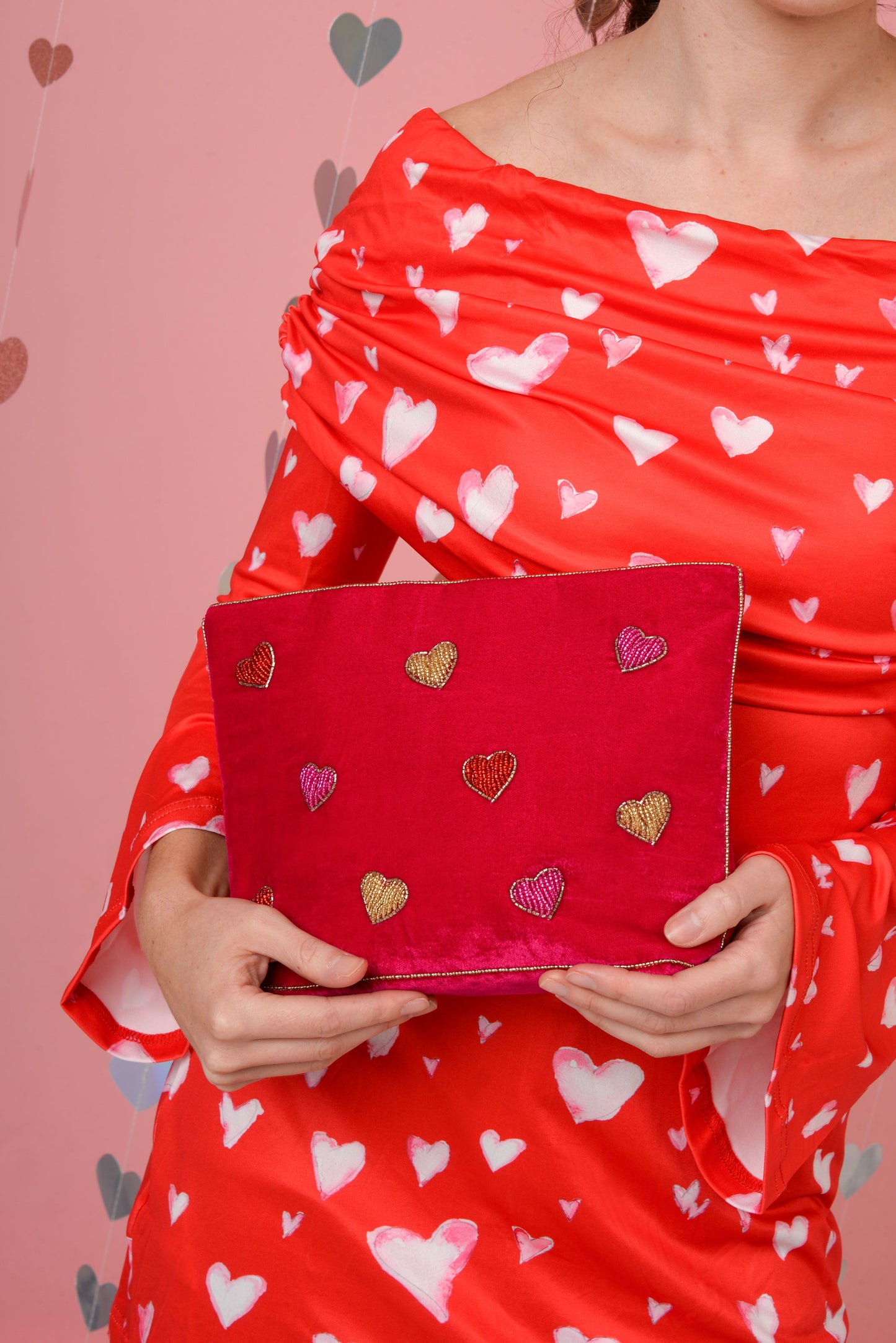 MULTI HEART LARGE POUCH