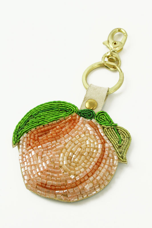 PEACH KEYRING (7597041025240)