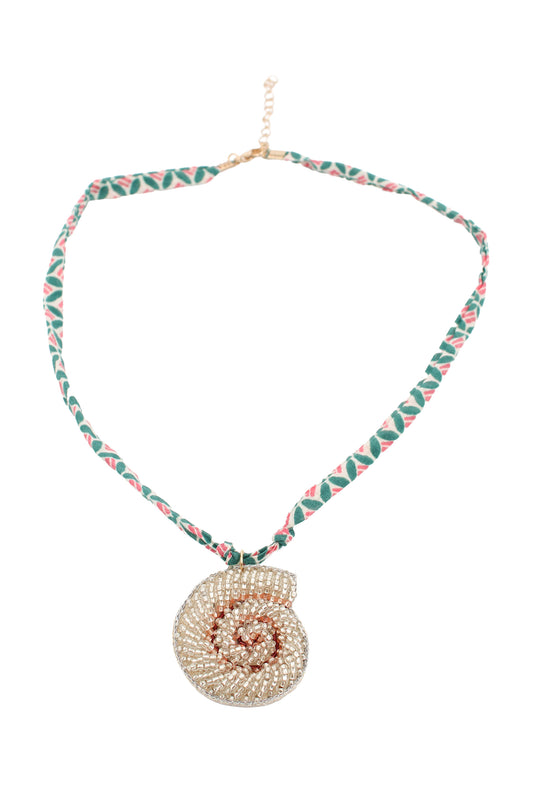 SHELL ON FABRIC NECKLACE