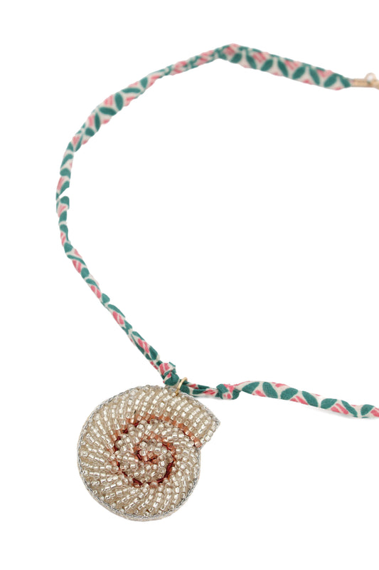 SHELL ON FABRIC NECKLACE