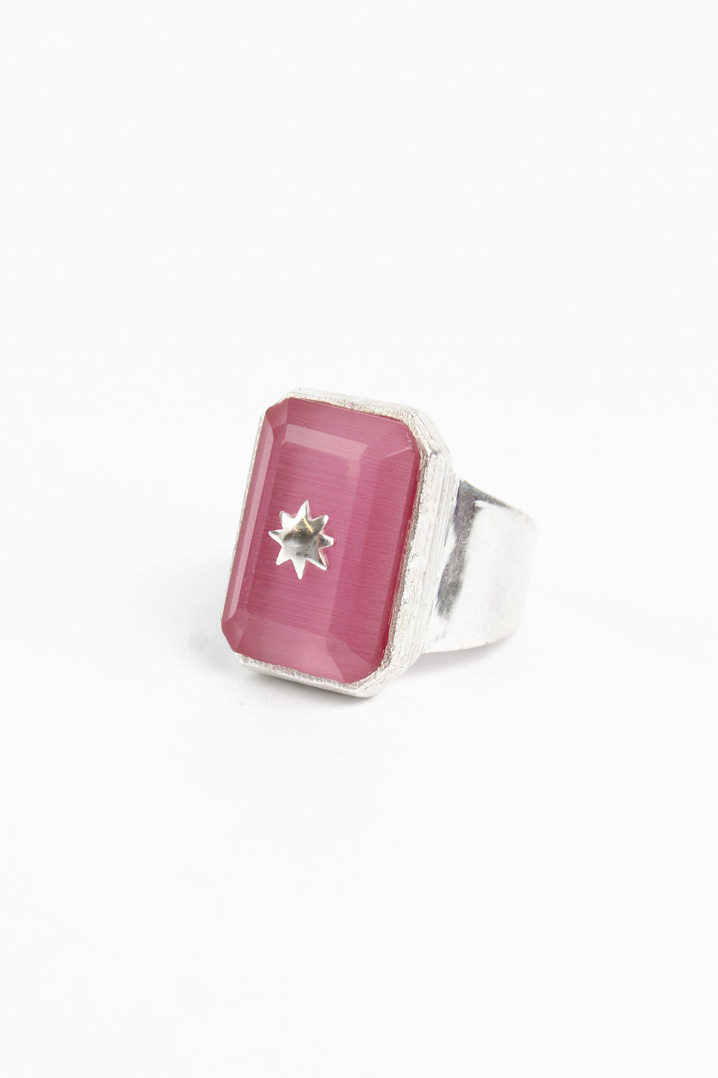 SILVER STATEMENT RING PINK MONALISA