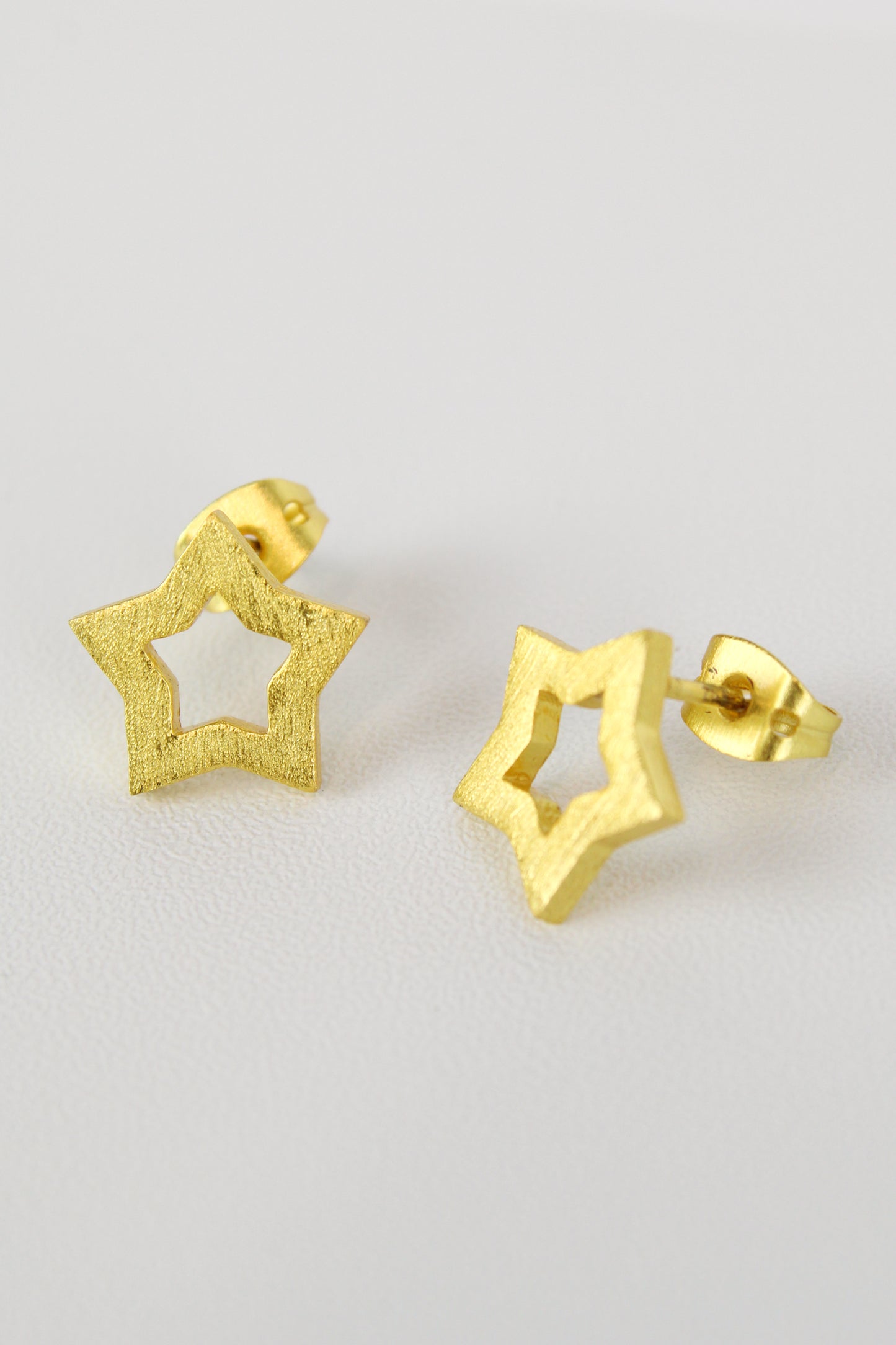 GOLD STAR STUD (7574625812696)
