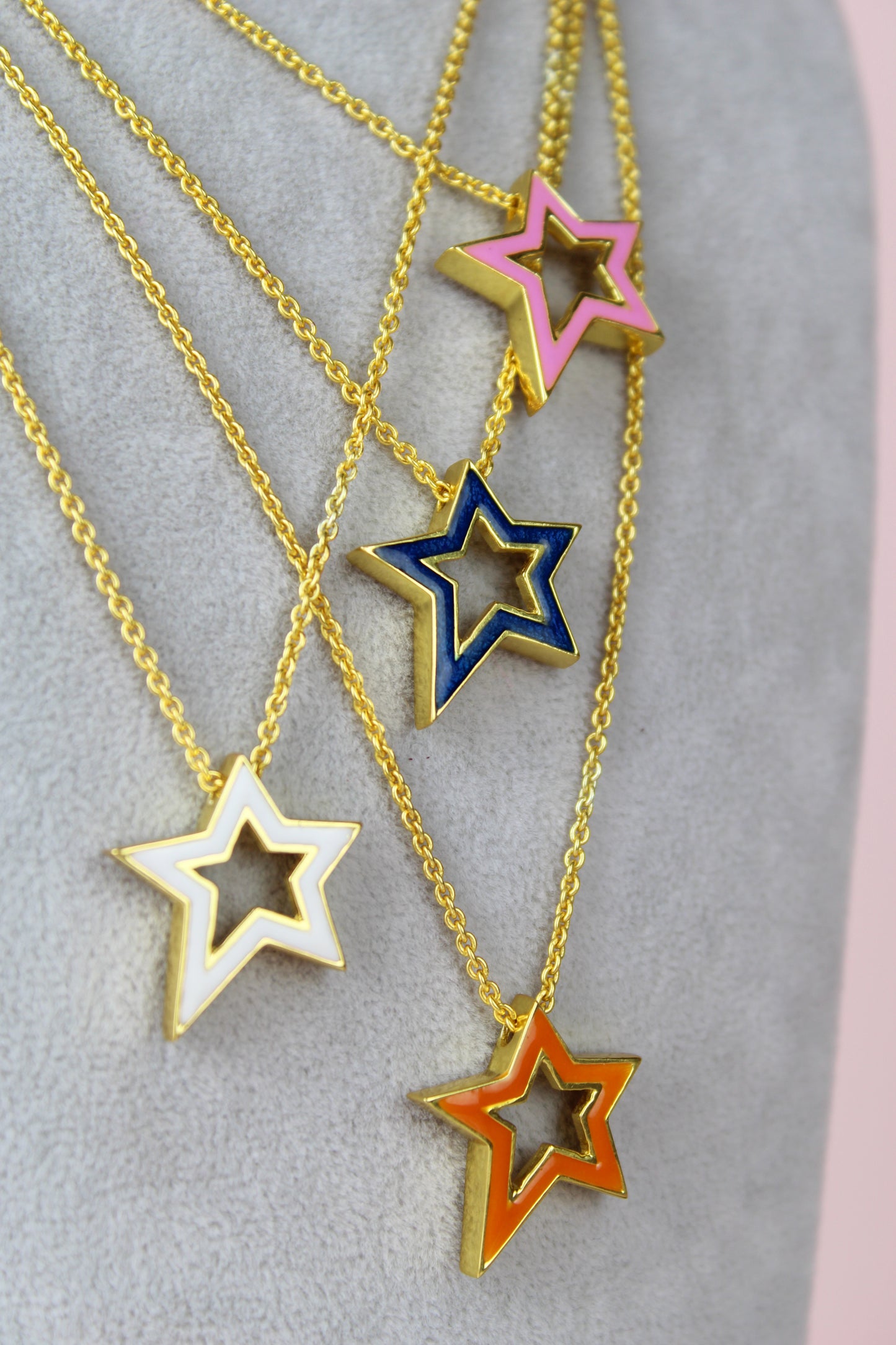 *PREORDER* ENAMEL & GOLD ASYMMETRIC STAR PENDANT (7575166779608)