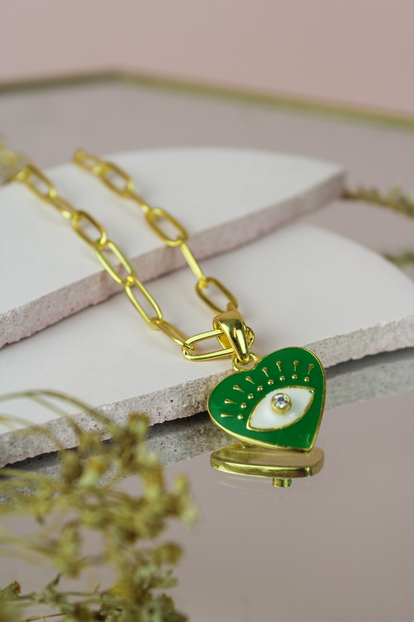 *PREORDER* EYE HEART ENAMEL NECKLACE (7575194632408)